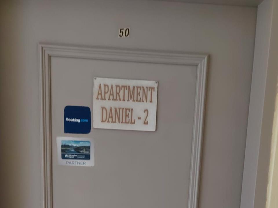 Daniel 2 Apartment